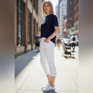 Time Tru White Pull On Stretchy Cropped Capris M 8_10 NWOT